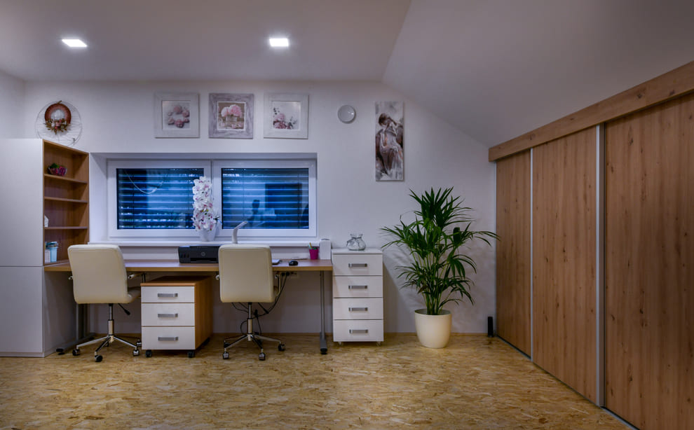 Panles - pisarne